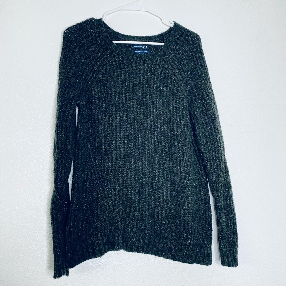 🍓 American Eagle Outfitters Boho Green Cable Chunky Knit Sweater Small